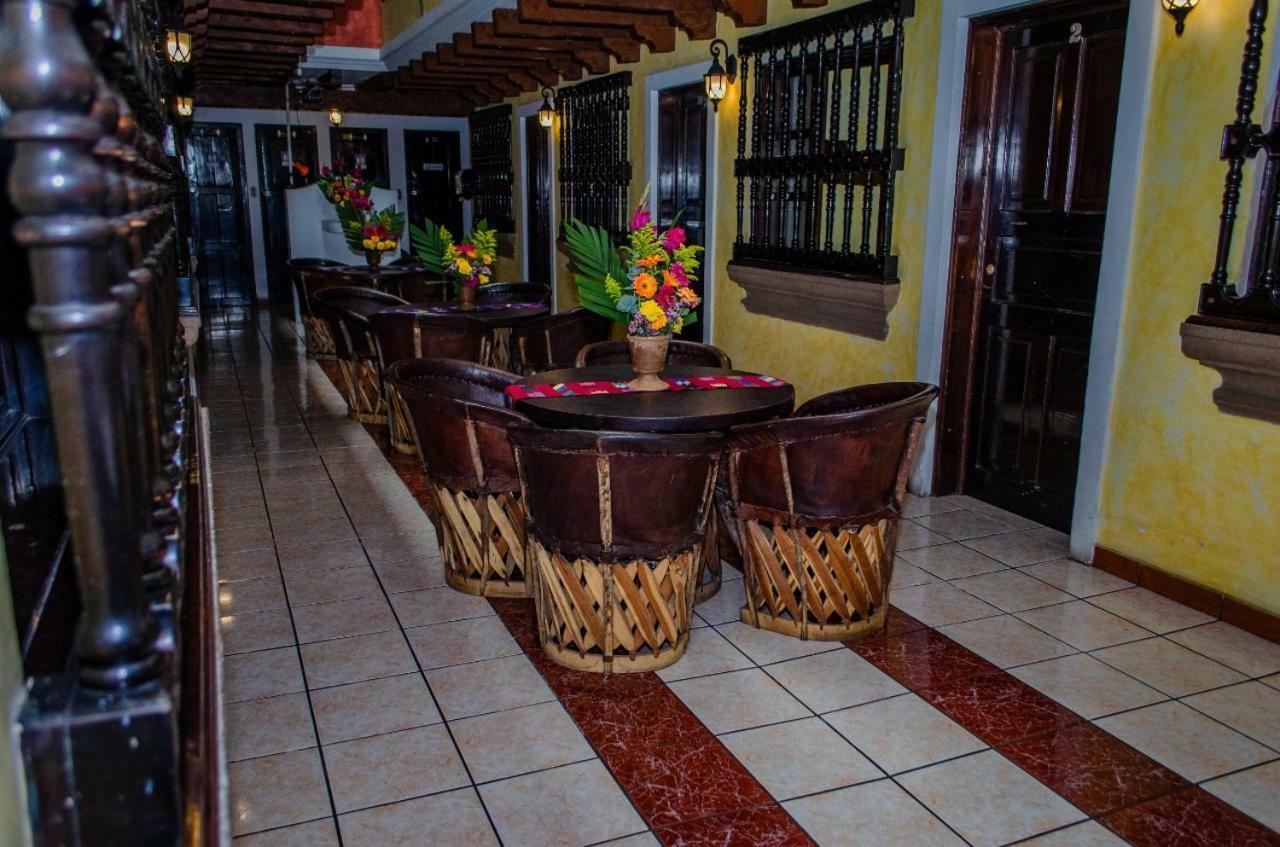 Hotel Casa Santa Lucia Antigua Exteriör bild