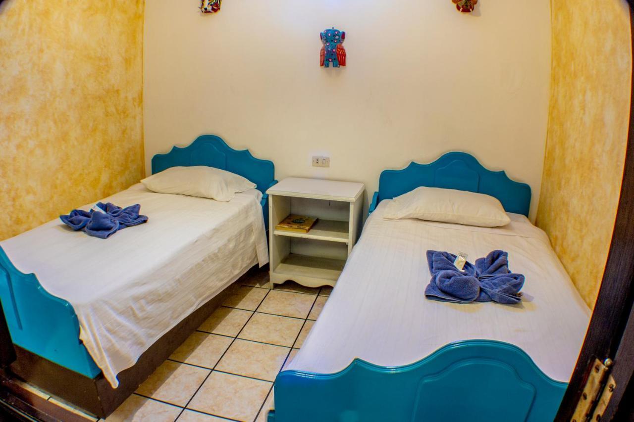 Hotel Casa Santa Lucia Antigua Exteriör bild